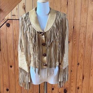 Women’s Western-Style Fringe Leather Jacket